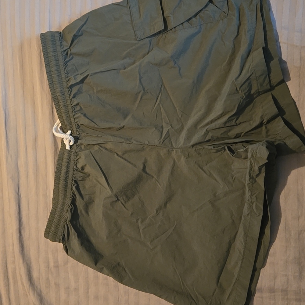 Donni Nylon Cargo Shorts - Picture 3 of 10